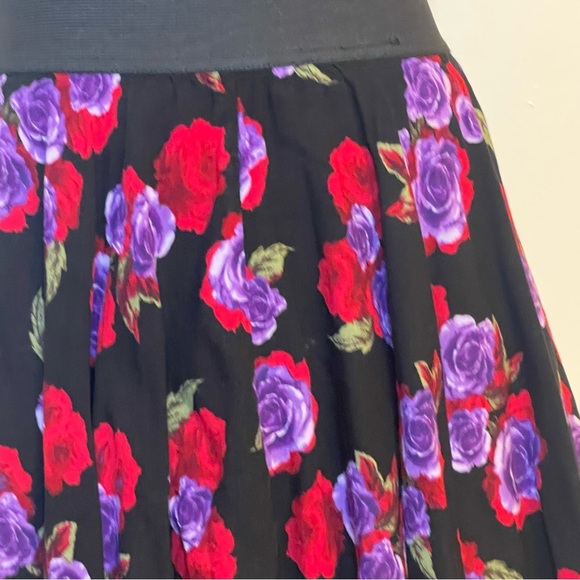 Floral Tulle Skirt - Rose Print with Tutu Layers. Size XS - Picture 3 of 10